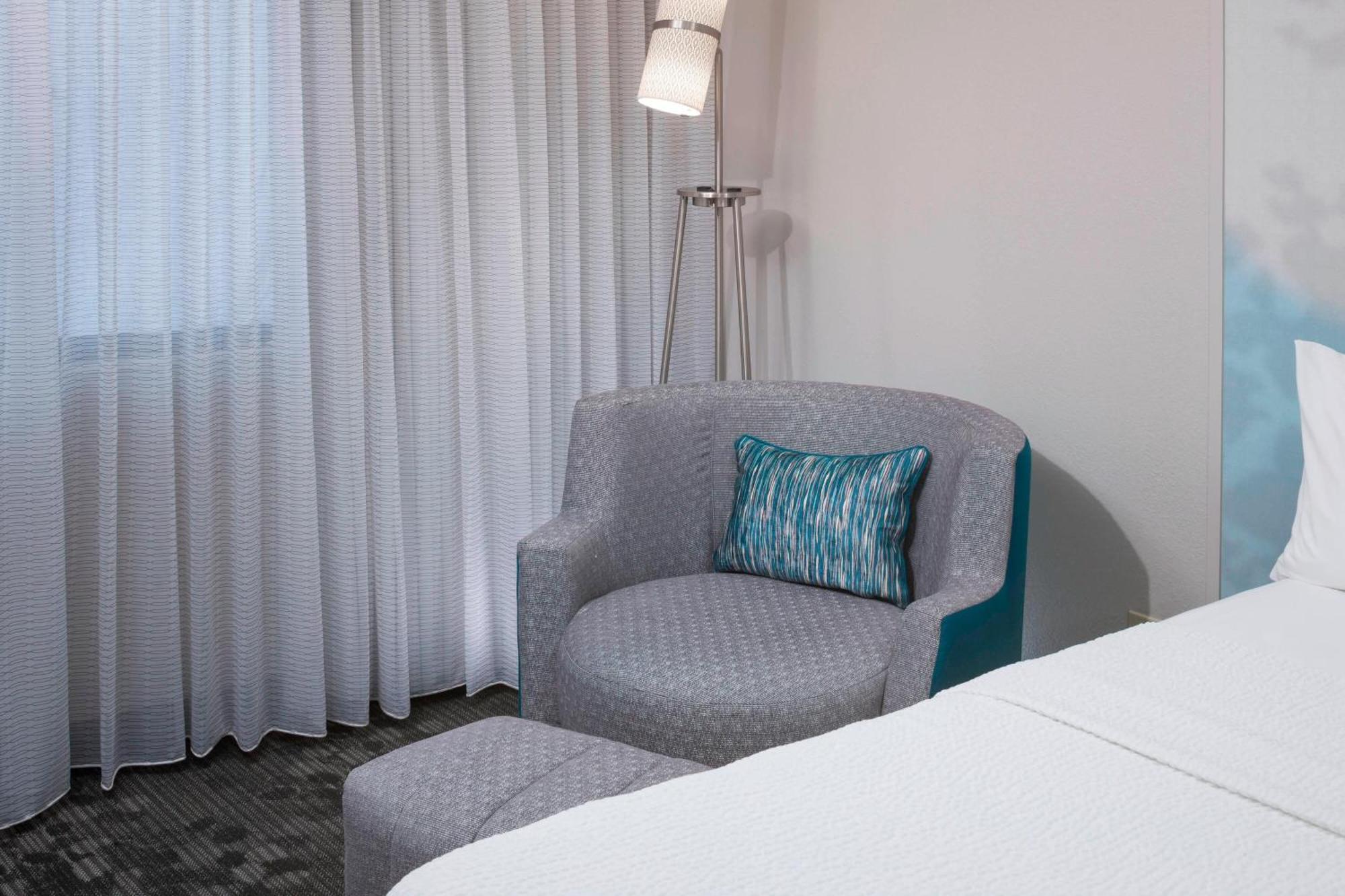 Courtyard Tuscaloosa Hotel Bagian luar foto